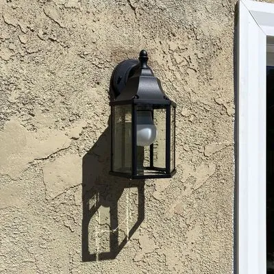 Synch Electrician Logo