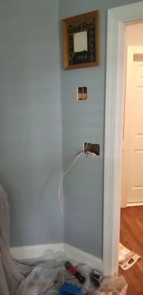 Expert outlet and switch repair experts serving ,  - Synergy Electrical Solutions