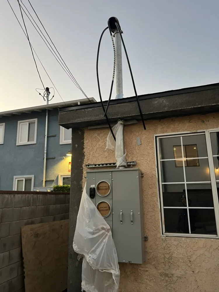 Professional electrician providing emergency electrical service in Valley Village, CA - Synergy Trade and Services