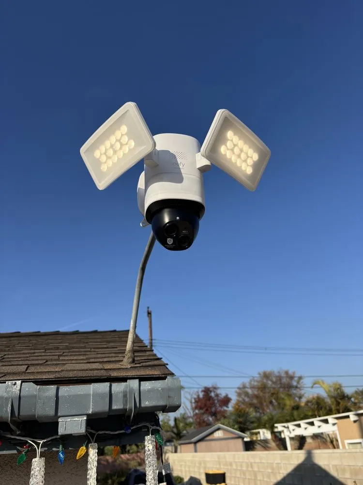 Slide of T & J Electric Services