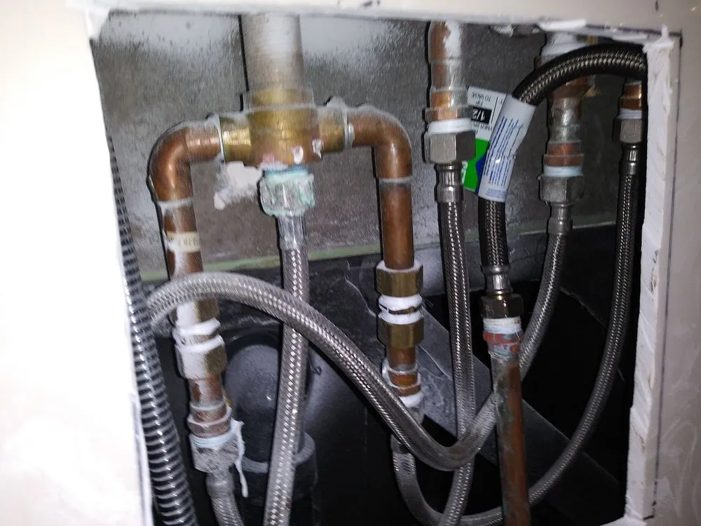 Expert electrician providing lighting installation in , 