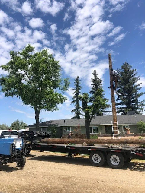 Slide of T & T Electric and Construction