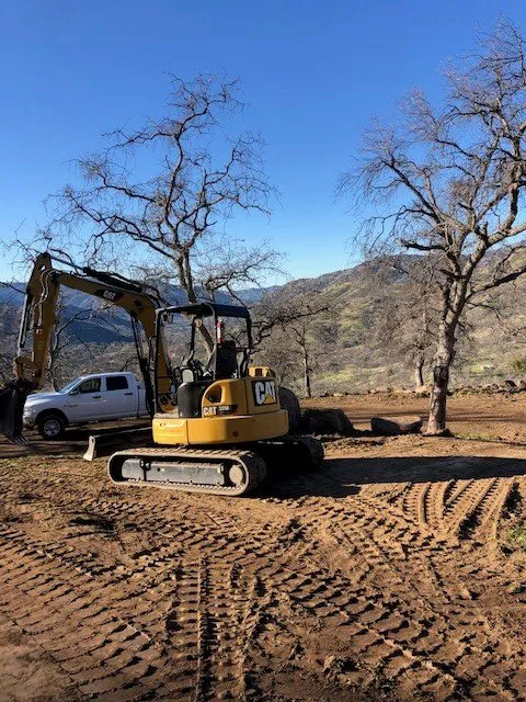 Slide of T & T Electric and Construction