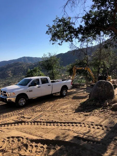 Slide of T & T Electric and Construction
