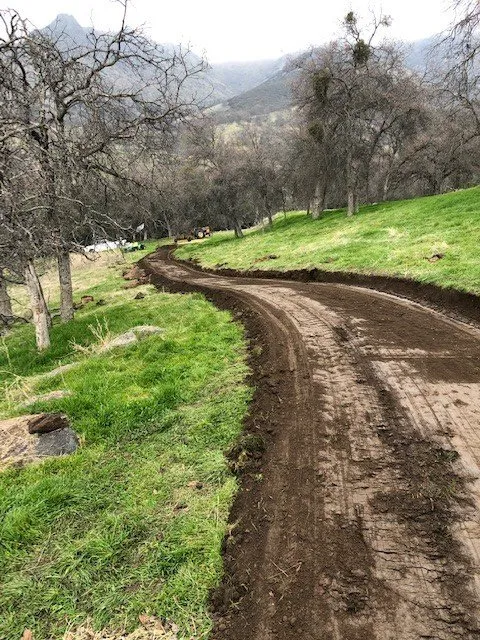 Slide of T & T Electric and Construction