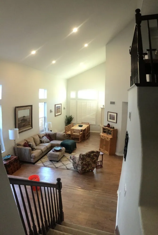 Slide of T Bow Electric