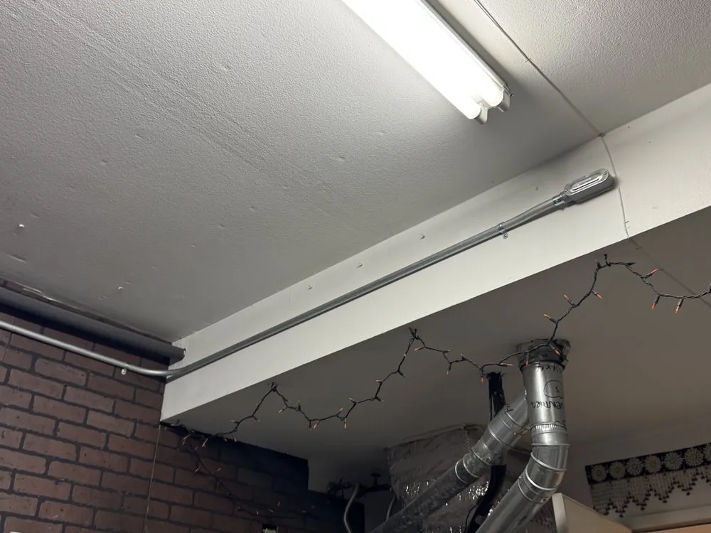 Slide of T Bow Electric