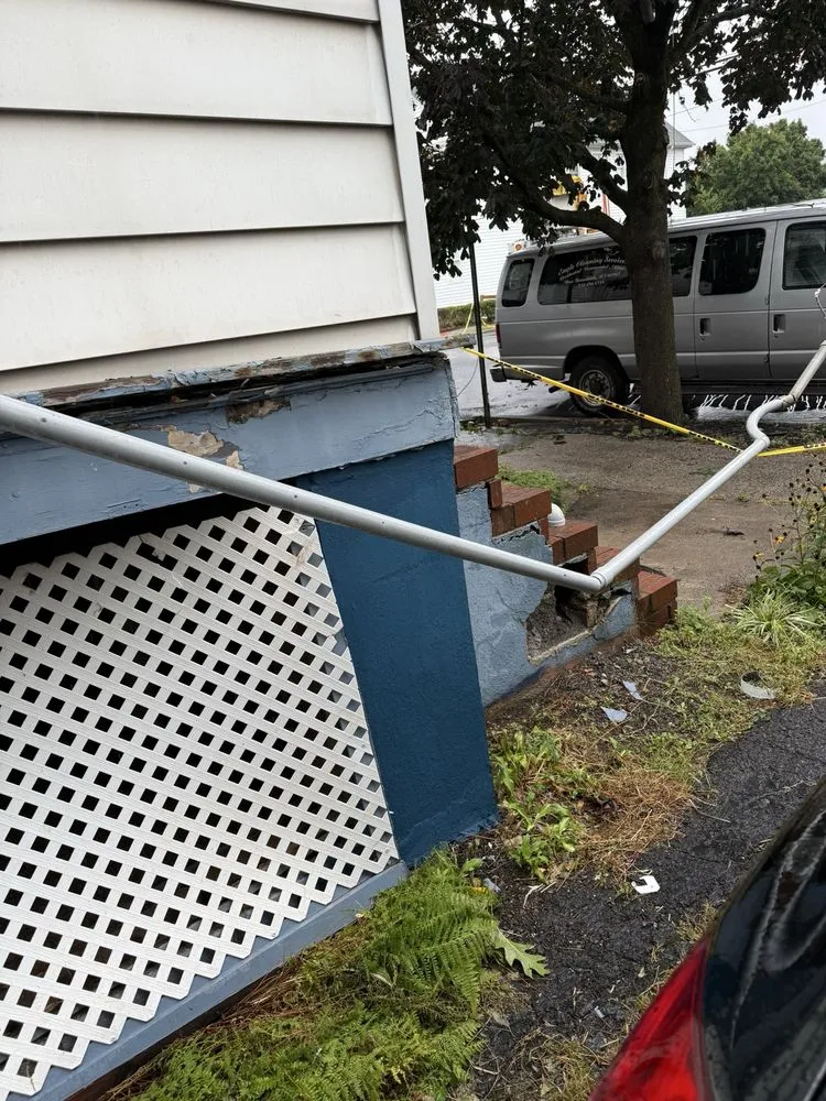 Slide of T Daughters Electric