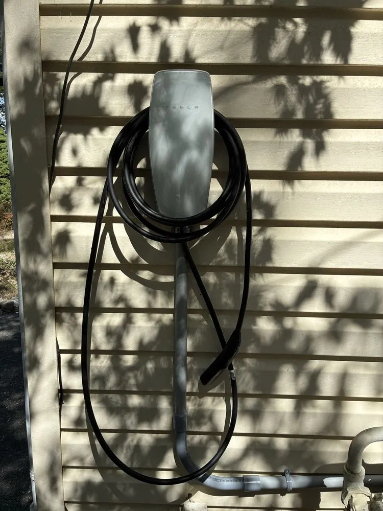 Slide of T Daughters Electric