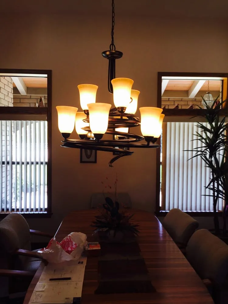 Slide of T. Gil Electric