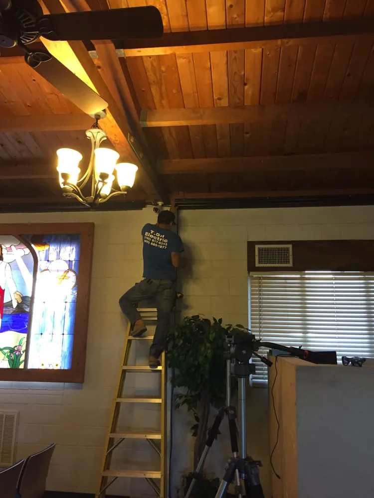 Slide of T. Gil Electric