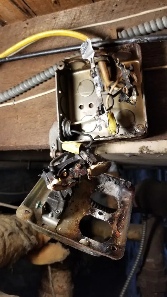 Emergency electrician providing emergency electrical service in Lake Hopatcong, NJ - T J Electric