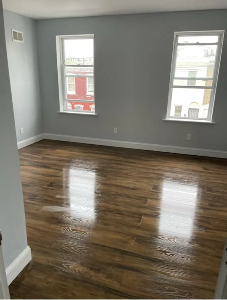 Professional electrician providing wiring installation in , 