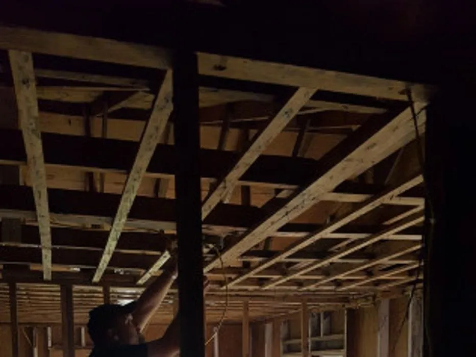 Slide of T M Electric & Datacom