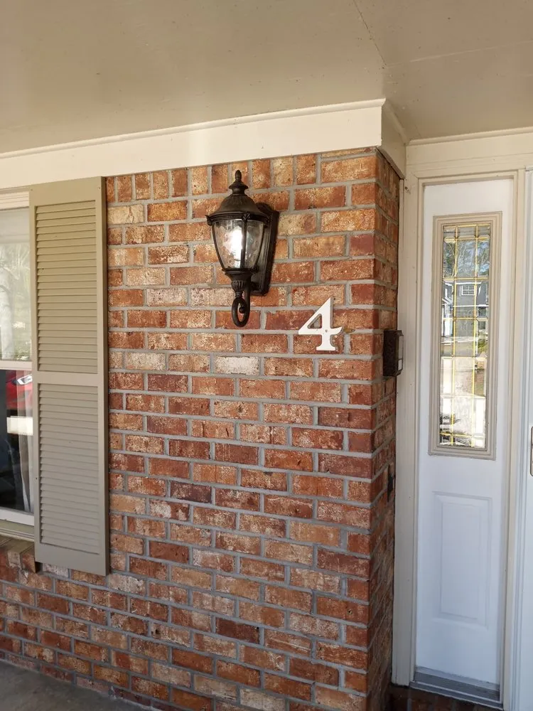 Slide of T-N-T Electrical Services