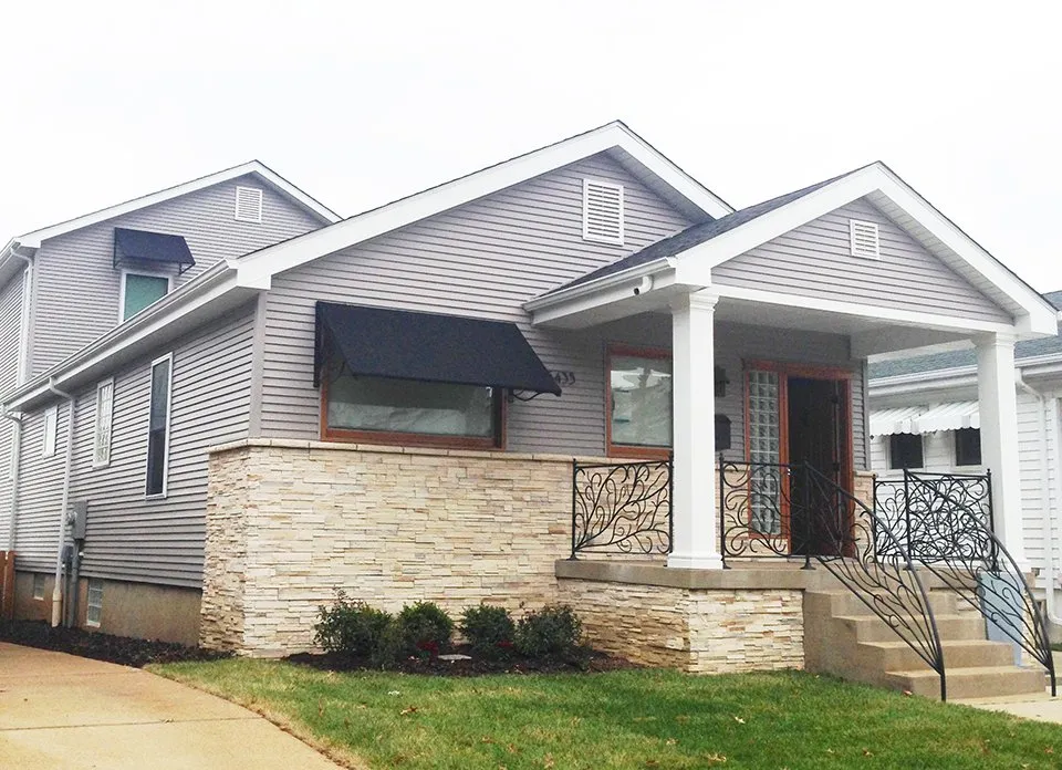 Slide of T R E Electric