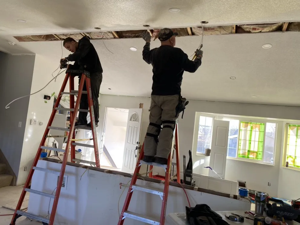 Slide of Tactic Electric