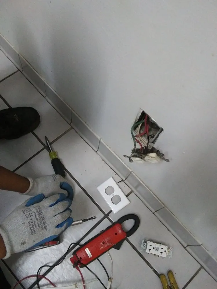 Licensed electrician providing panel upgrade in Ellenwood, GA - TAG Electrical