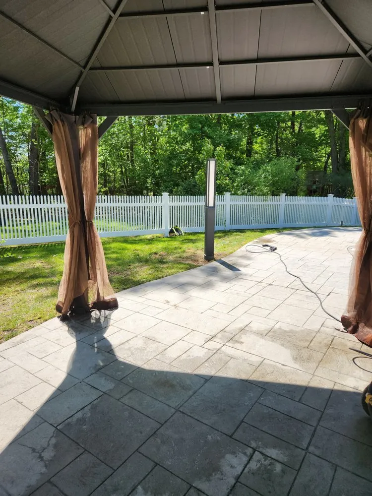 Slide of Taillon Electric