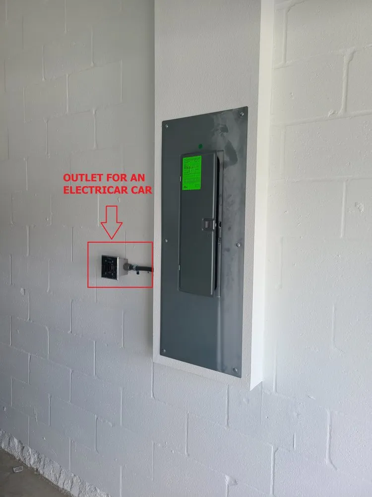 Slide of Tampa Electrician 2023