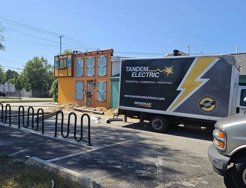 Professional electrician providing circuit breaker repair in Spring Lake, MI - Tandem Electric