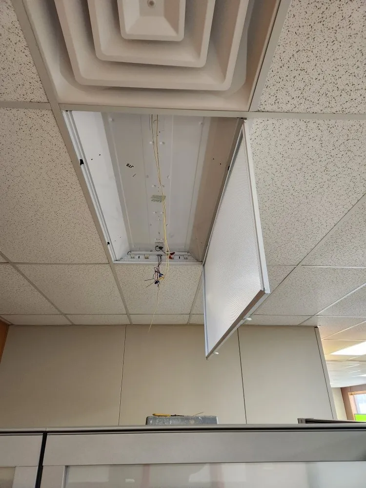 Emergency circuit breaker repair in ,  by TAP Electric