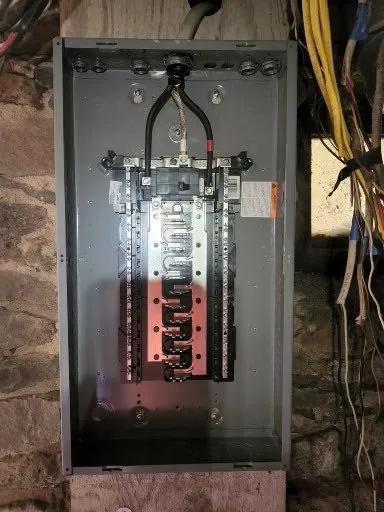 Emergency electrical service for homes in circuit breaker repair,  by 