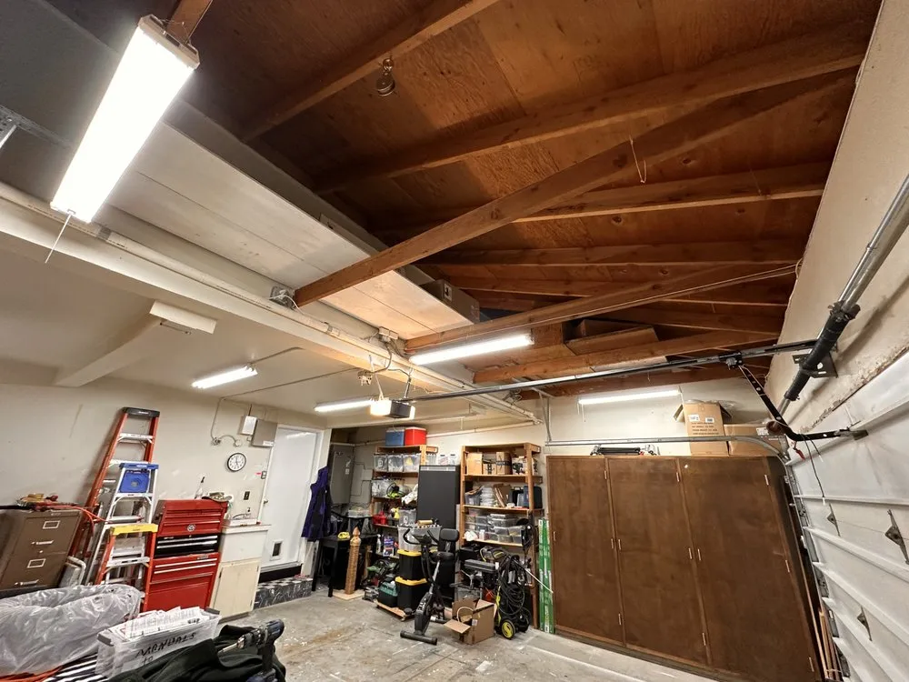 Slide of Tari Electric Inc