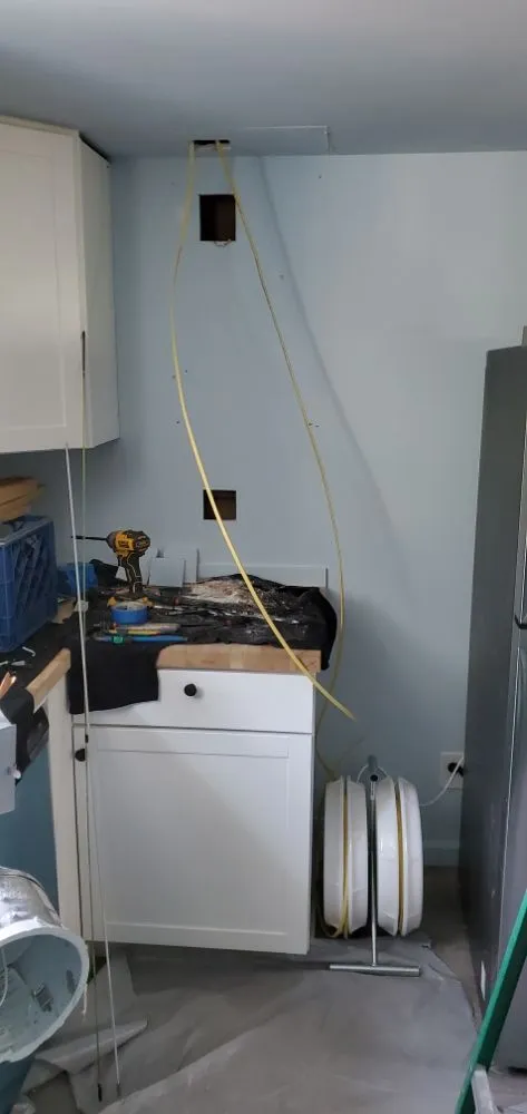 Slide of Tarin Electric