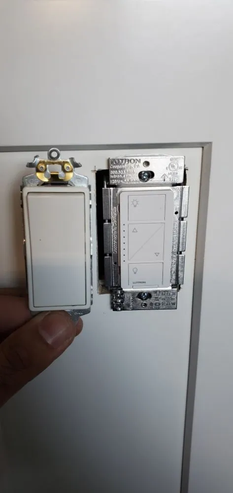 Slide of Tarin Electric