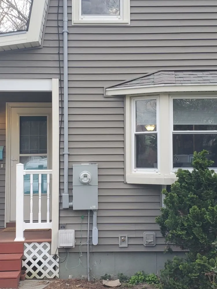 Slide of Tarique Wilson Electrical