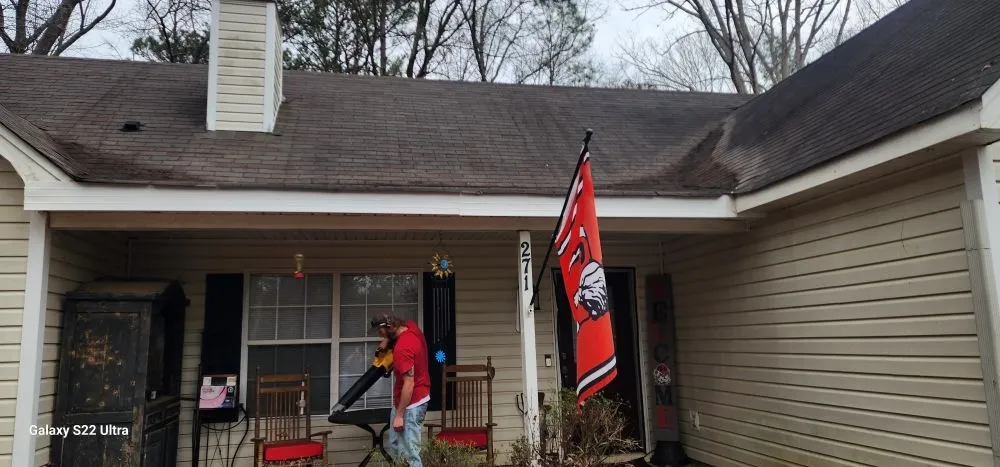 Emergency electrician providing emergency electrical service in ,