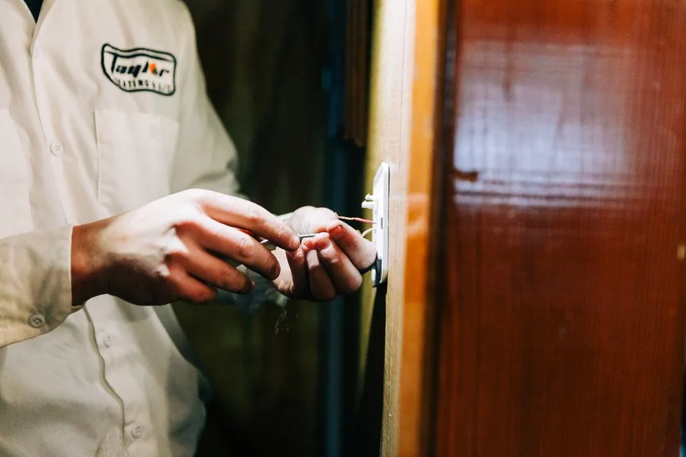 Slide of Taylor Heating & Air Conditioning