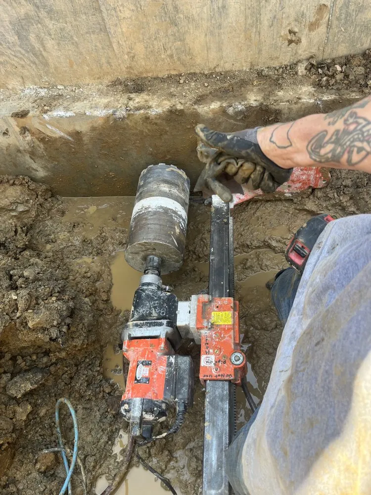 Professional emergency electrical service in Lexington-Fayette, KY by Tcb Electric
