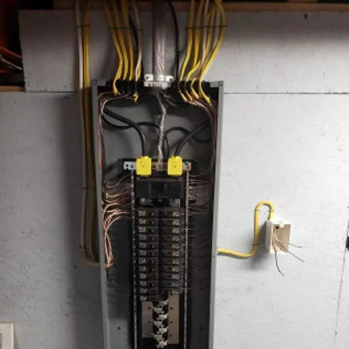 Affordable electrician providing circuit breaker repair in Silver Springs, NY - TCP Contracting