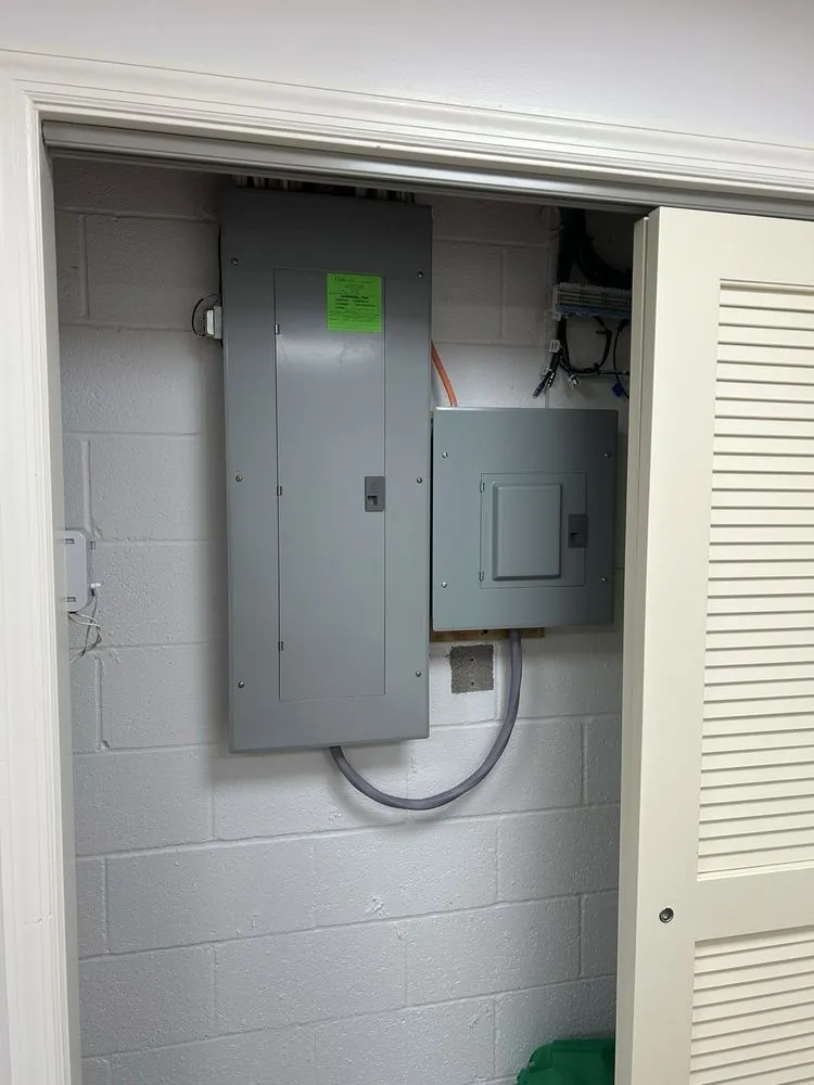 Slide of TD Electrical Services