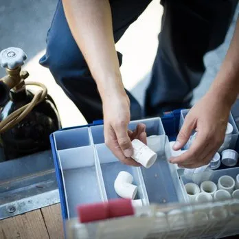 Affordable electrician providing lighting installation in , 