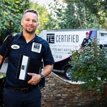 Certified electrician providing lighting installation in , 