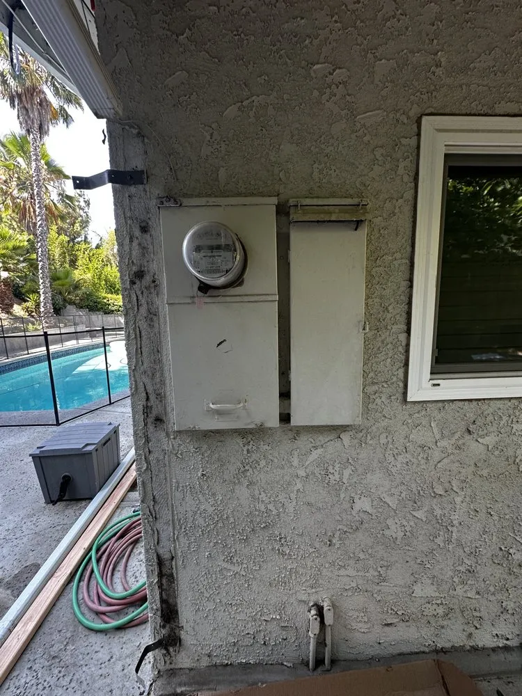 Slide of Ted Electric