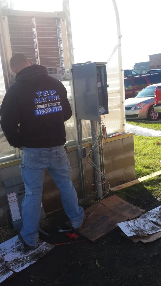 Slide of Ted Electric