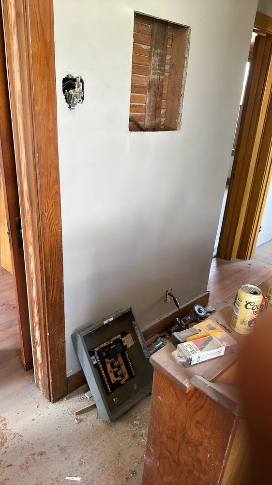 Slide of Tegge Electrical Services