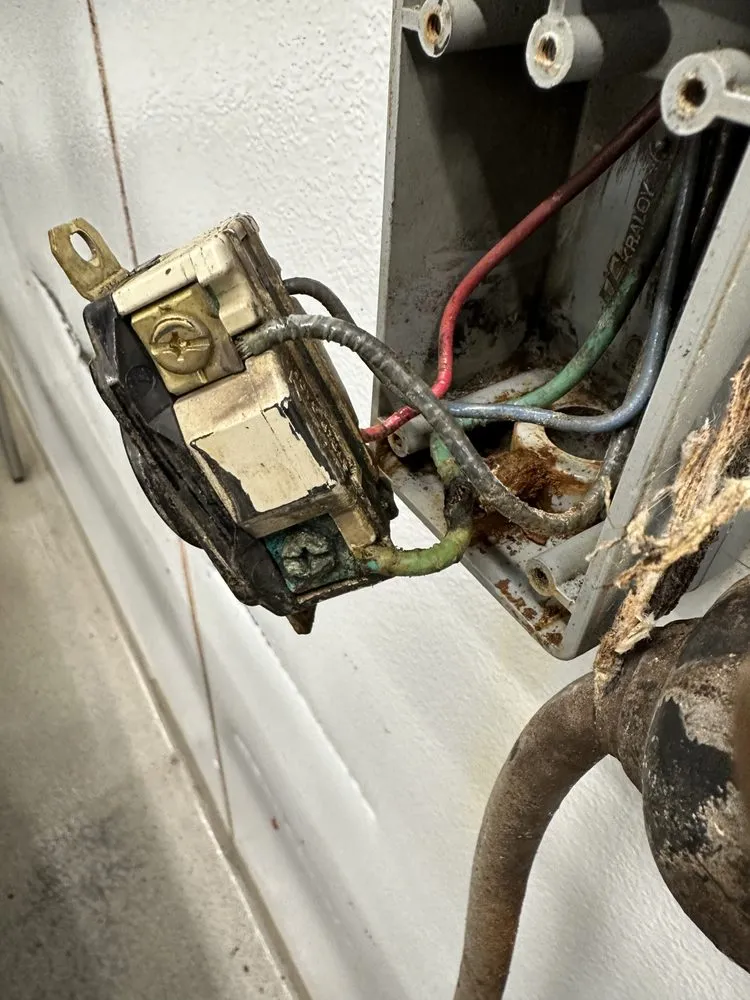 Slide of Tegge Electrical Services