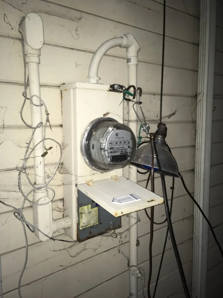 Slide of TEK Electrical