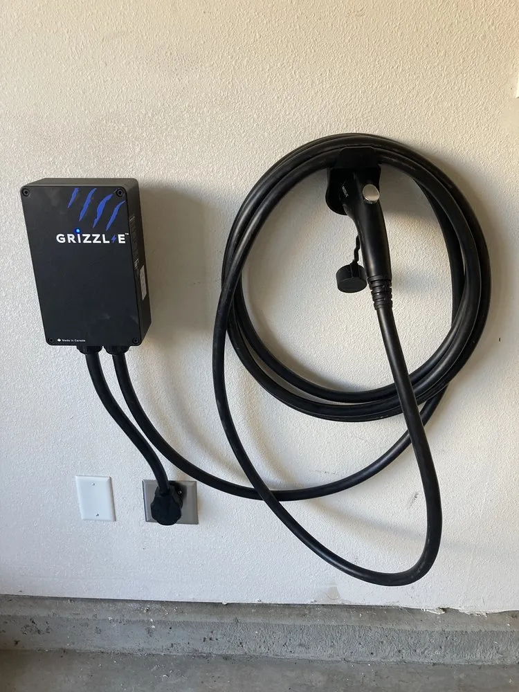 Slide of Tekton Electric