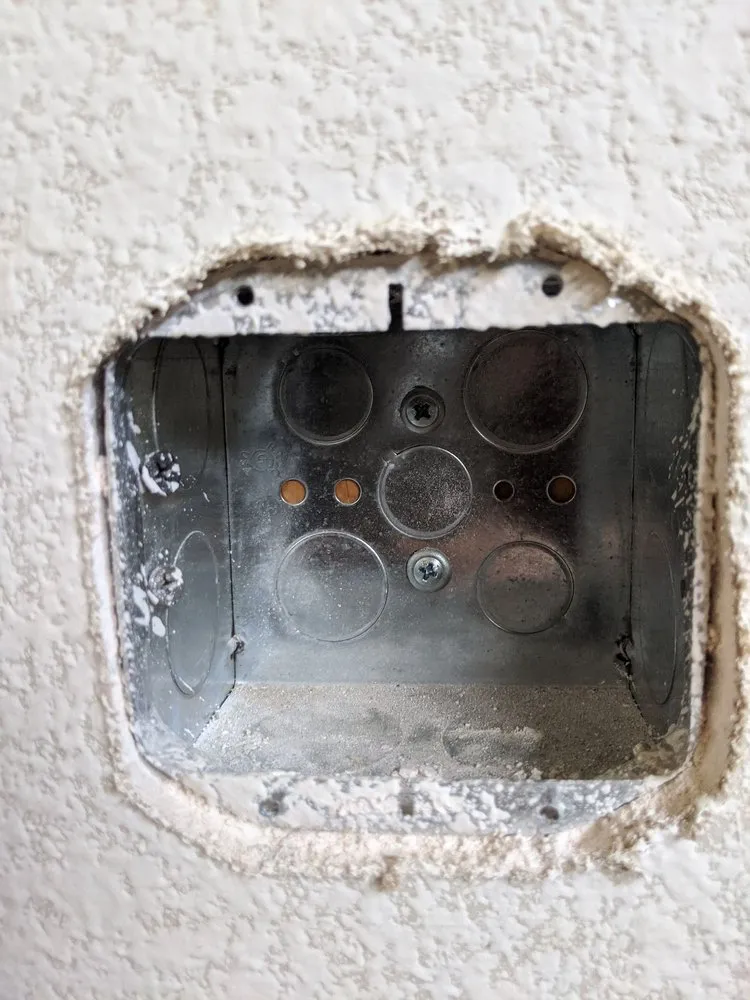 Slide of Tekton Electric