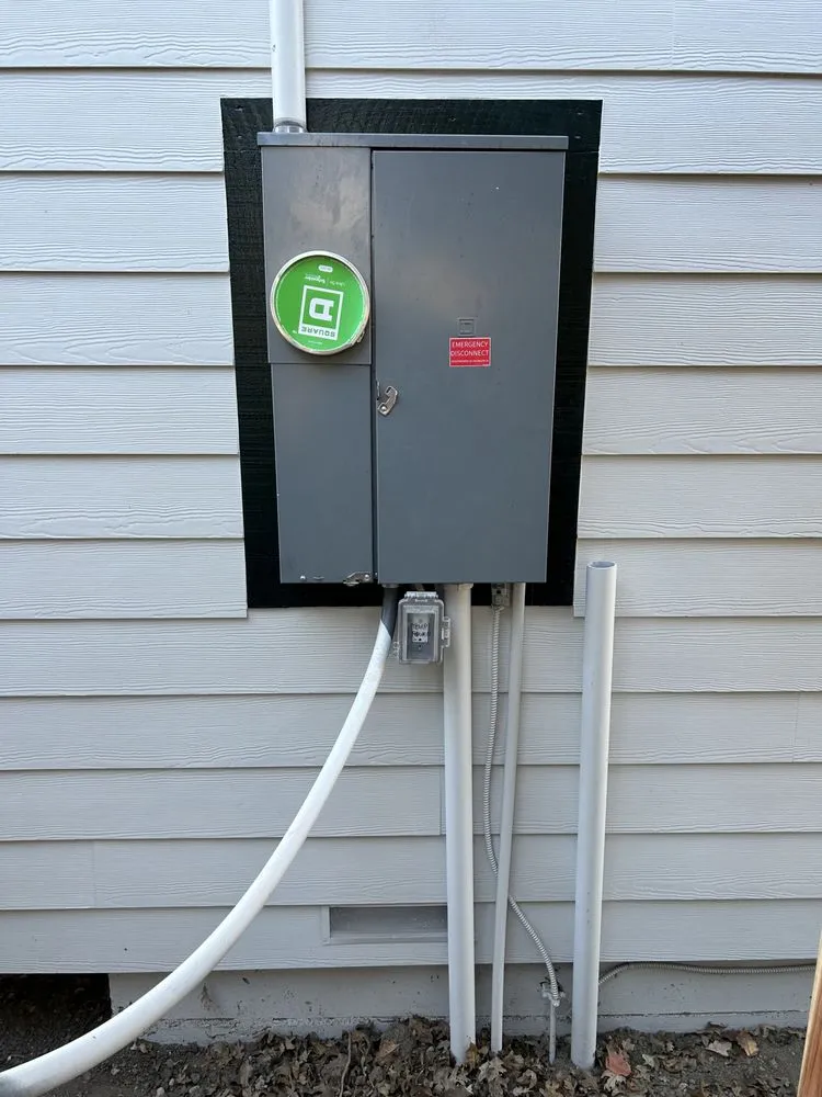 Slide of Tellez Elite Electrical Services