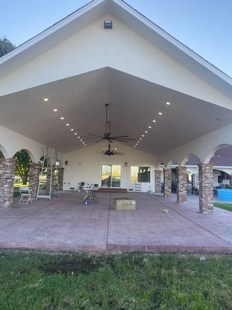 Slide of Tellez Elite Electrical Services