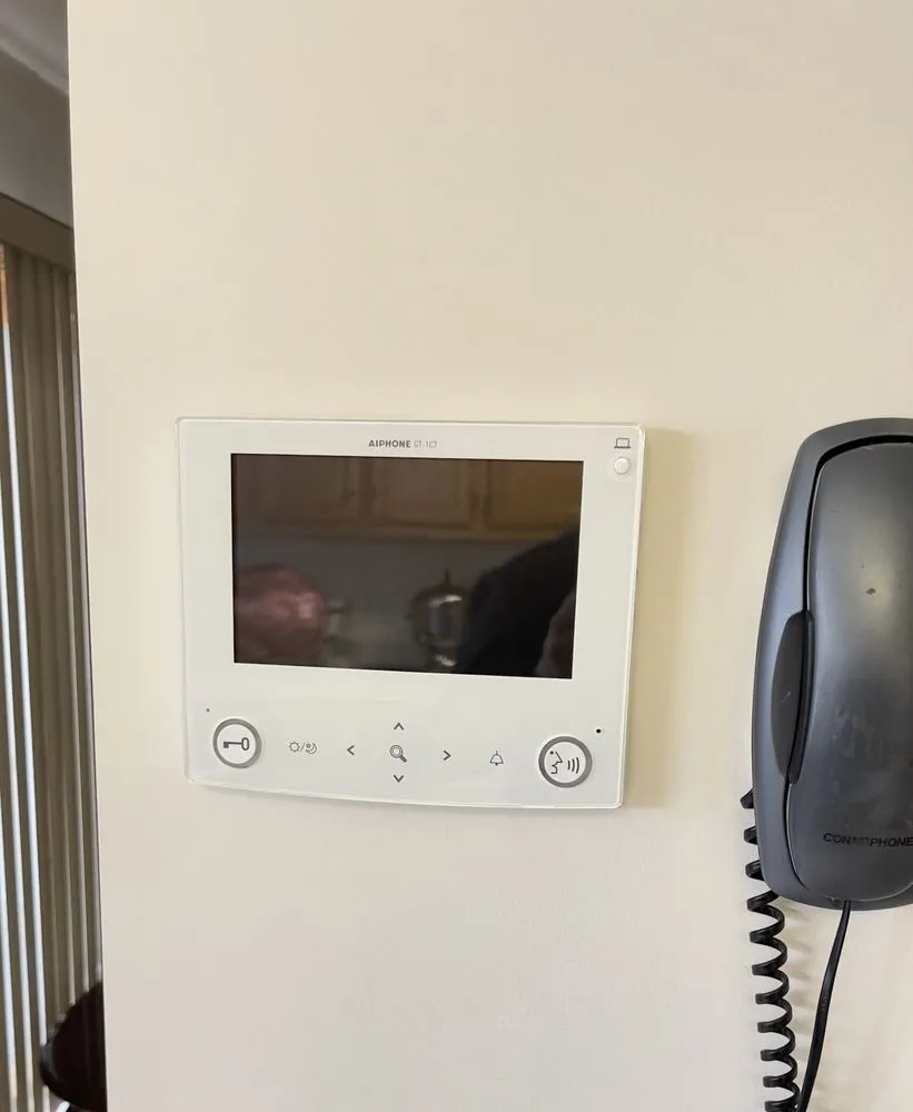 Slide of Temple Technologies