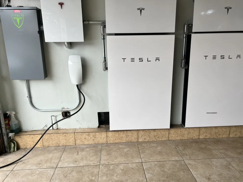 Slide of Tempo Electric