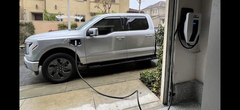 Slide of Tempo Electric